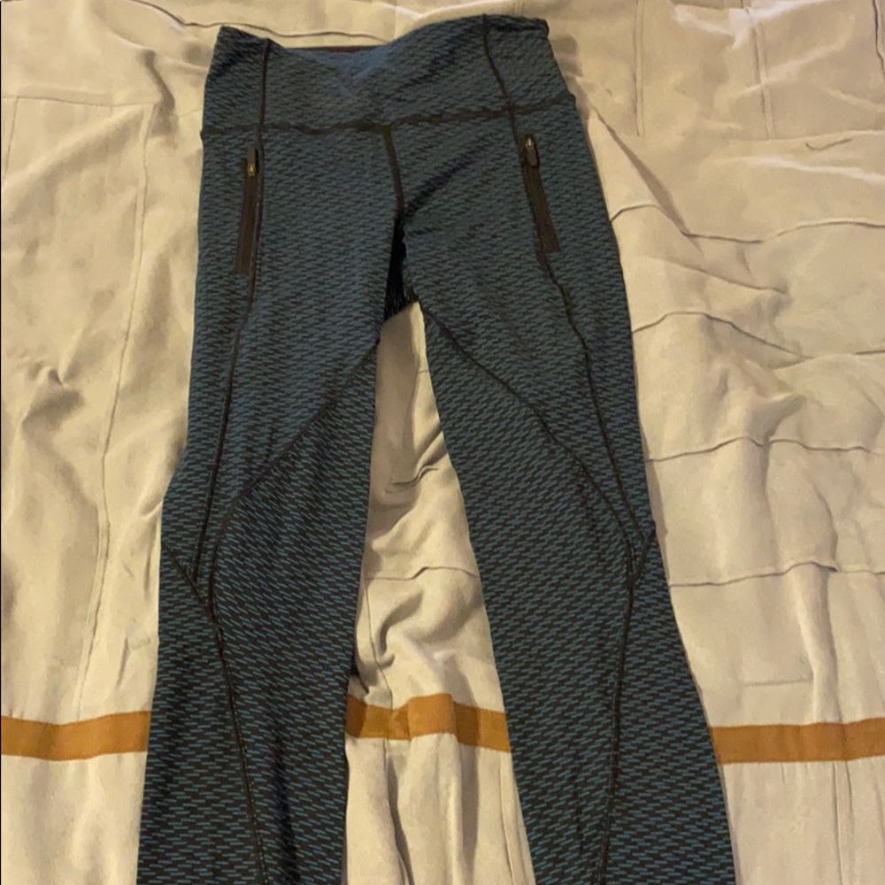 Lululemon Run It Out Tight *29